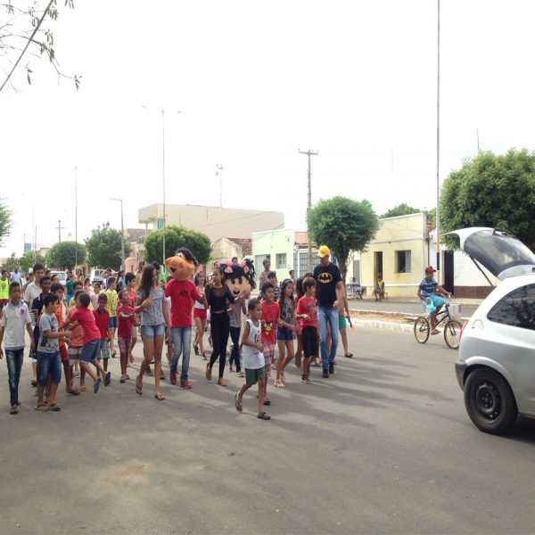 CARNACRAS ANIMA CRIANÇADA DO MUNICÍPIO